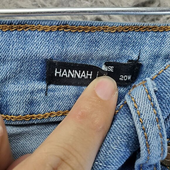 Tahari Jeans Womens 20W Blue Mid-Rise Capri Hannah Style Stretch Denim - Picture 3 of 15